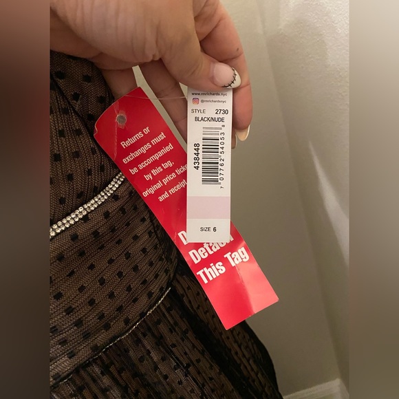 R&M Richards Dress - Picture 9 of 9